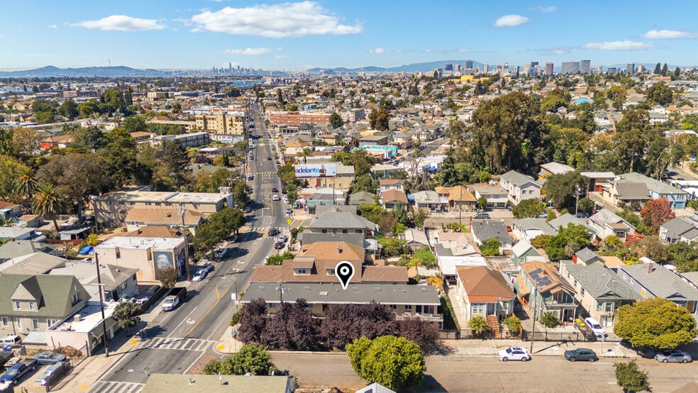 More Photos Of 2011 Rutherford St, Oakland Apartments For Sale