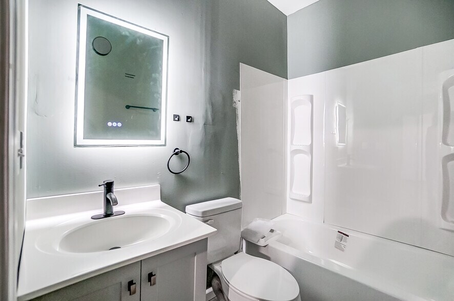 More Photos Of 2124 Saint Michael St, Cincinnati Apartments For Sale