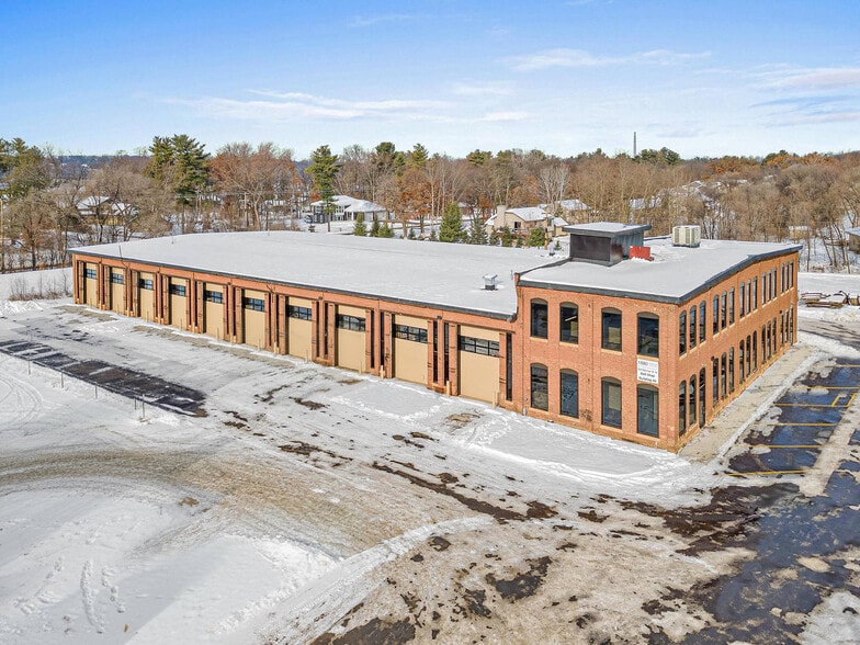 Primary Photo Of 207 Monroe St N, Hudson Warehouse For Sale