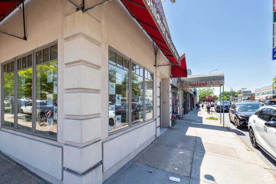 More Photos Of 18616 Union Tpke, Fresh Meadows Storefront For Lease