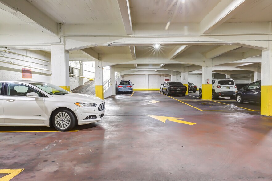 More Photos Of 855 Geary St, San Francisco Parking Garage For Lease