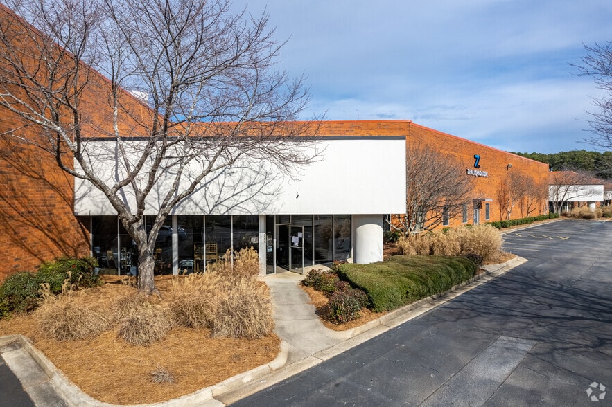 Primary Photo Of 975 Old Norcross Rd, Lawrenceville Warehouse For Lease