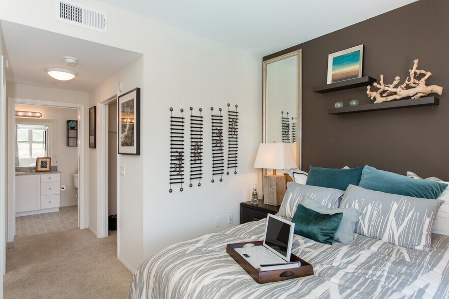 More Photos Of 700 S Myrtle Ave, Monrovia Apartments For Lease