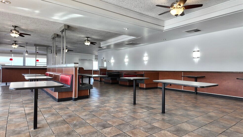 More Photos Of 2001 S Las Vegas Blvd, Las Vegas Fast Food For Lease