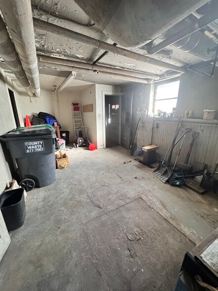 More Photos Of 204 Lancaster St, Albany Storefront Retail Residential For Sale