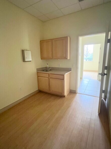 More Photos Of 2405 N Courtenay Pky, Merritt Island Medical For Sale