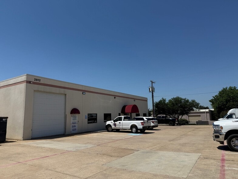 More Photos Of 2812 Market Loop, Southlake Light Manufacturing For Lease