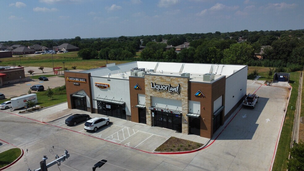 More Photos Of 1005 N Saginaw Blvd, Saginaw Storefront Retail Office For Lease