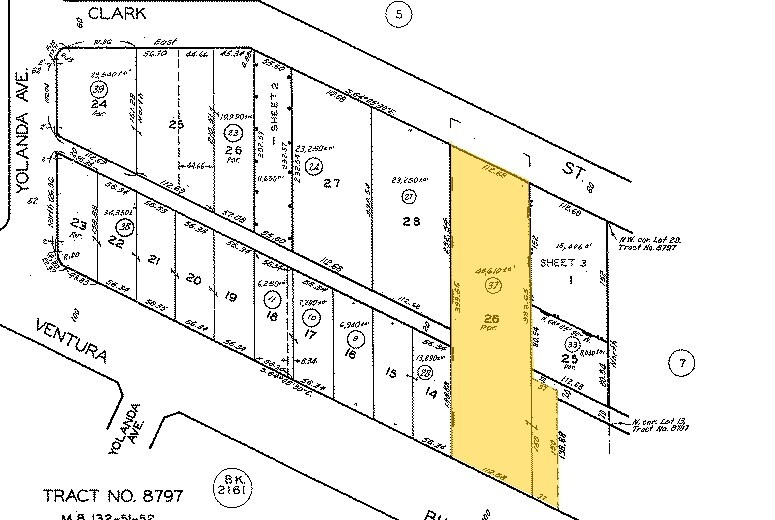 More Photos Of 18607 Ventura Blvd, Tarzana General Retail For Lease