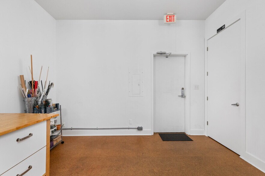 More Photos Of 508 E 53rd St, Austin Loft Creative Space For Sale