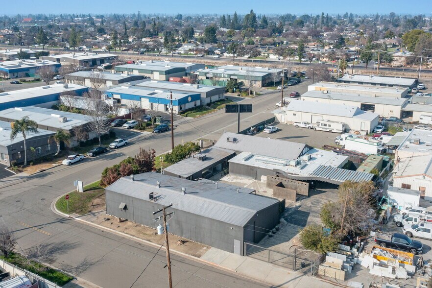 More Photos Of 1520-1528 N Sierra Vista Ave, Fresno Industrial For Sale