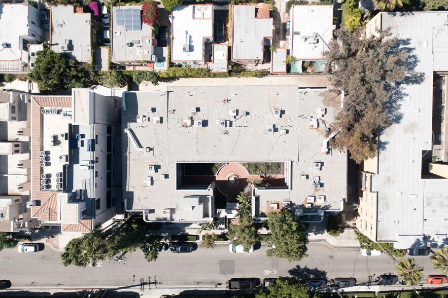 More Photos Of 8815 Cynthia St, West Hollywood Apartments For Sale