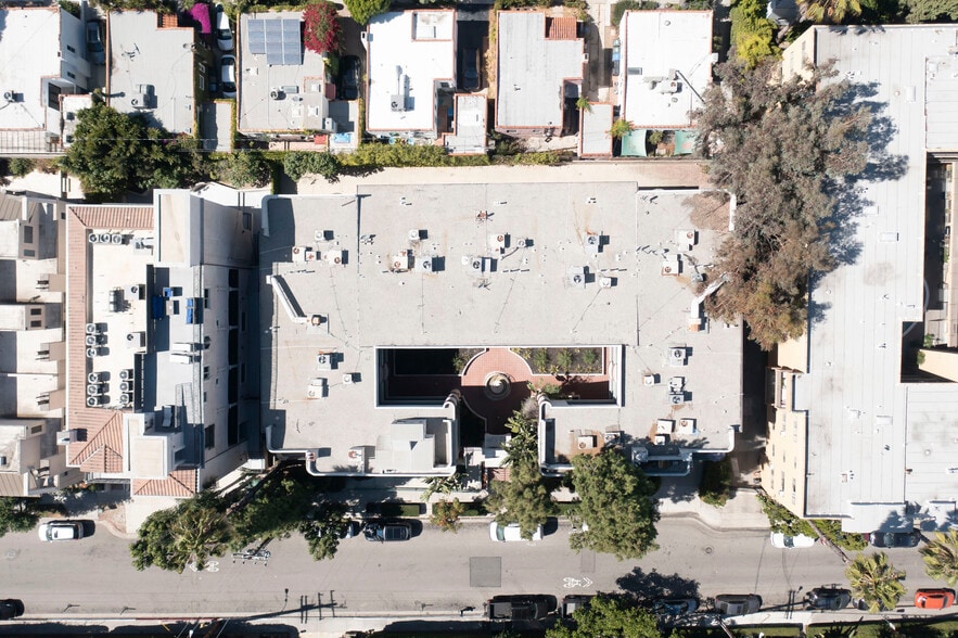 More Photos Of 8815 Cynthia St, West Hollywood Apartments For Sale