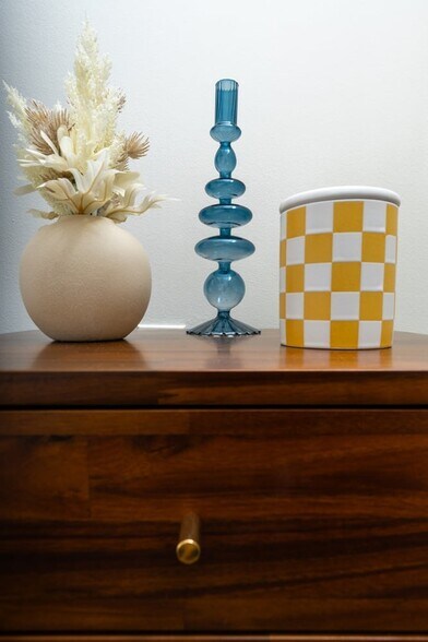 More Photos Of 3750 Main St, Riverside Apartments For Lease