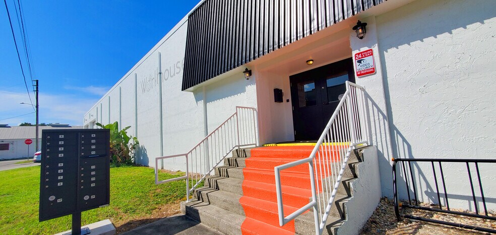 More Photos Of 1529 W North A St, Tampa Coworking Space