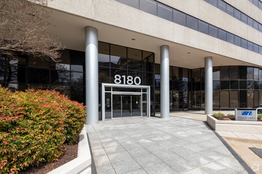 More Photos Of 8180 Greensboro Dr, McLean Office For Lease