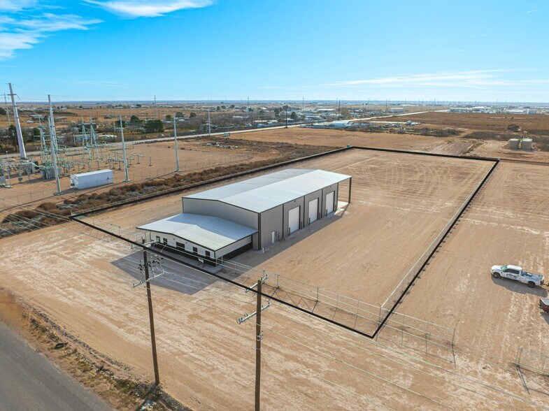 More Photos Of TBD Lot 4 ECR 140, Midland Warehouse For Lease