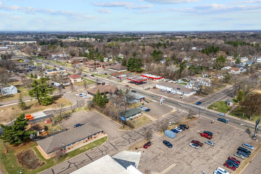 More Photos Of 38804 8th Ave, North Branch Office Residential For Sale