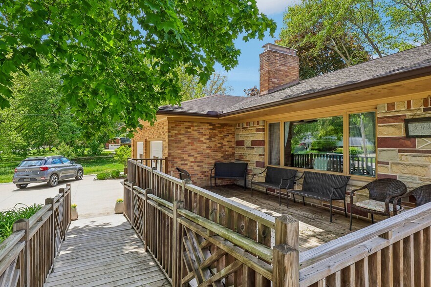 More Photos Of 836 Jacoby Rd, Copley Healthcare For Sale