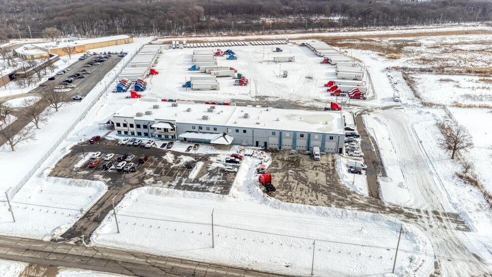 More Photos Of 1 Paarlberg Rd, Glenwood Industrial For Lease