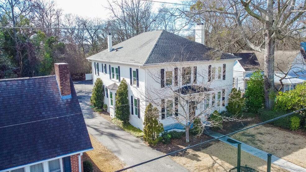 More Photos Of 104 W Candler St, Winder Medical For Sale