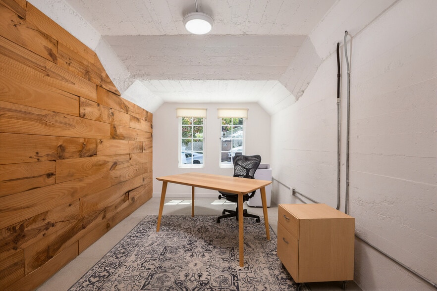More Photos Of 1913-1915 Hyperion Ave, Los Angeles Loft Creative Space For Sale