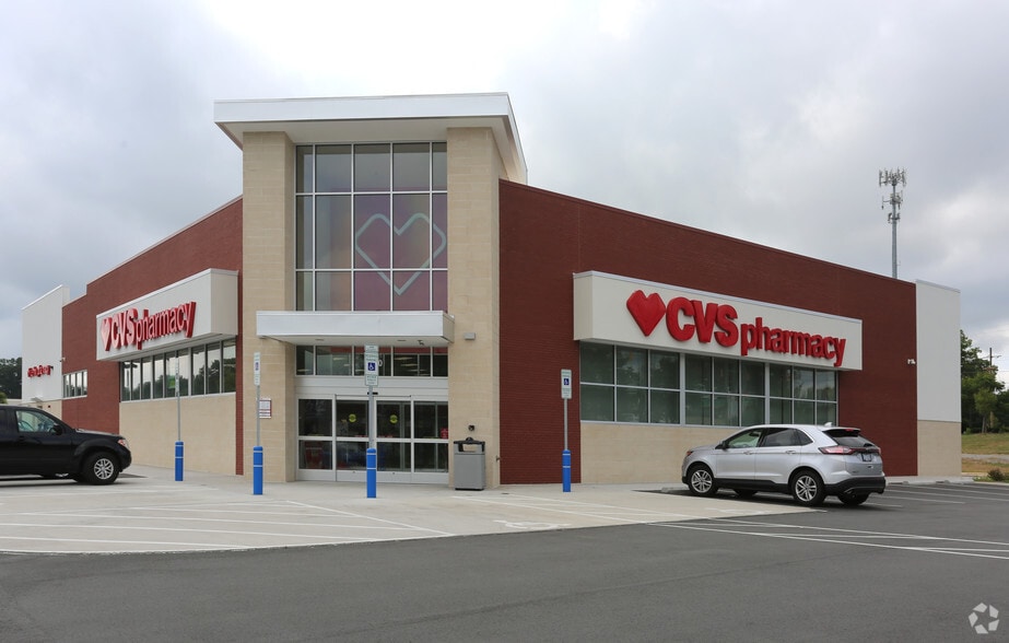 Primary Photo Of 4000 Battleground Ave, Greensboro Drugstore For Sale