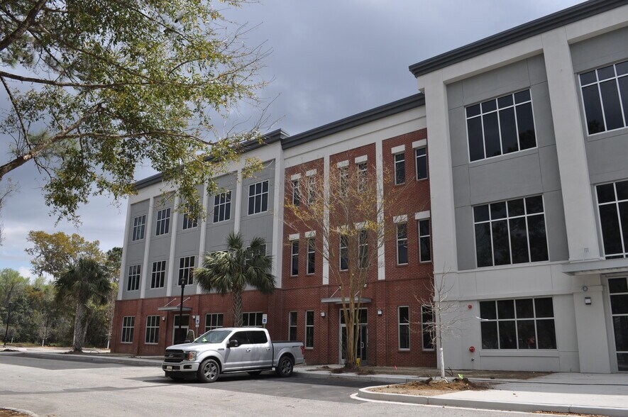 More Photos Of 1200 Innovation Way, Mount Pleasant Medical For Lease