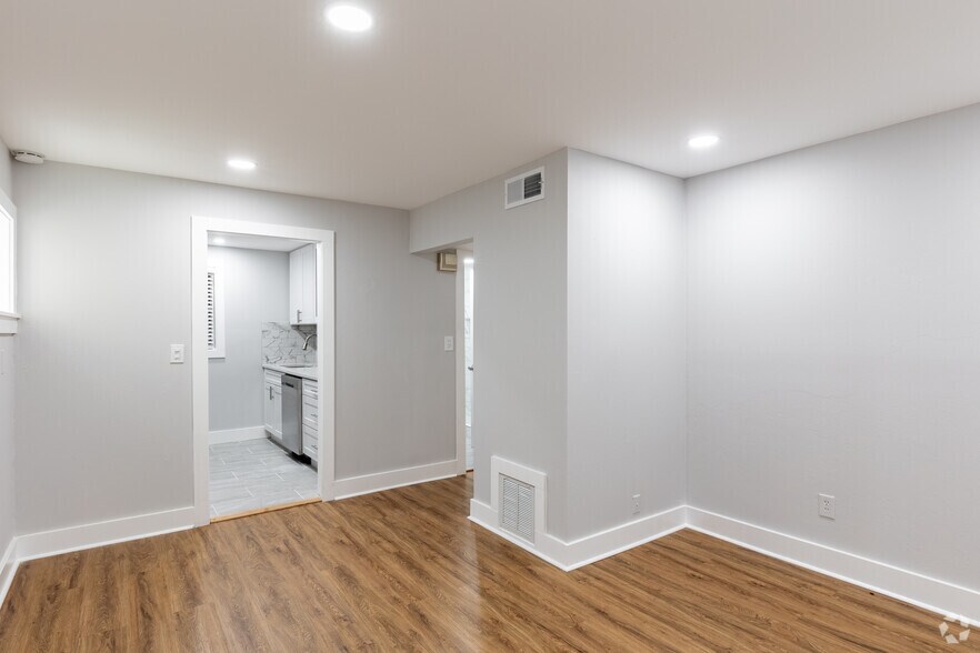 More Photos Of 1031 Scott Blvd, Decatur Apartments For Sale
