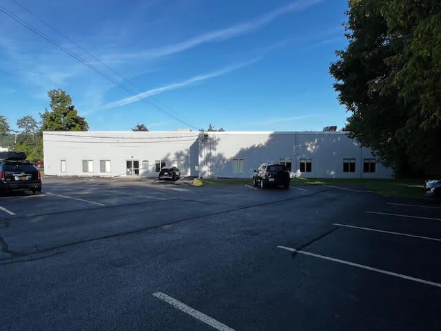 More Photos Of 270 Lake St, Penn Yan Office For Sale