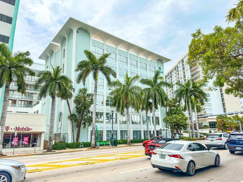 More Photos Of 301 Arthur Godfrey Rd, Miami Beach Office For Sale