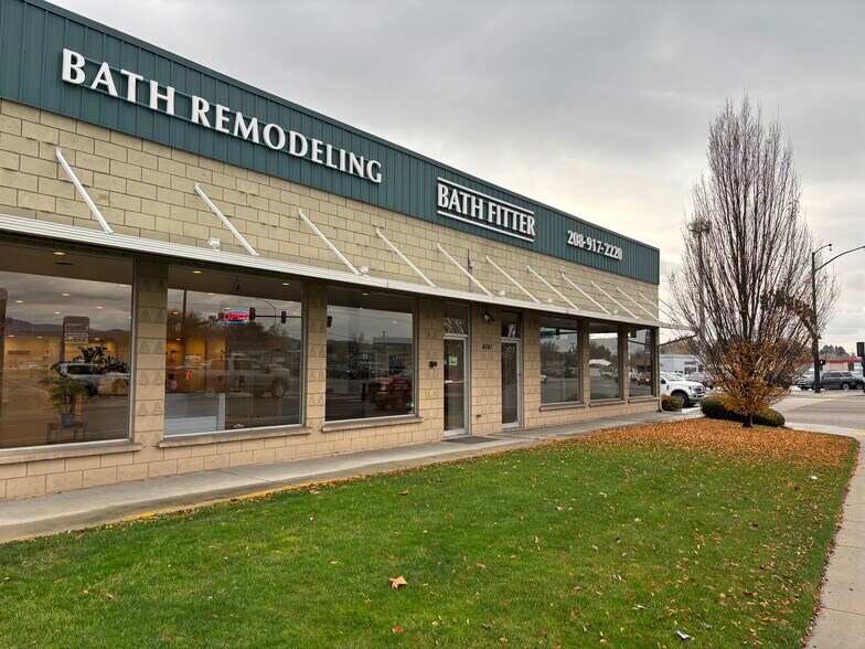 More Photos Of 4141 W Chinden Blvd, Garden City Freestanding For Lease