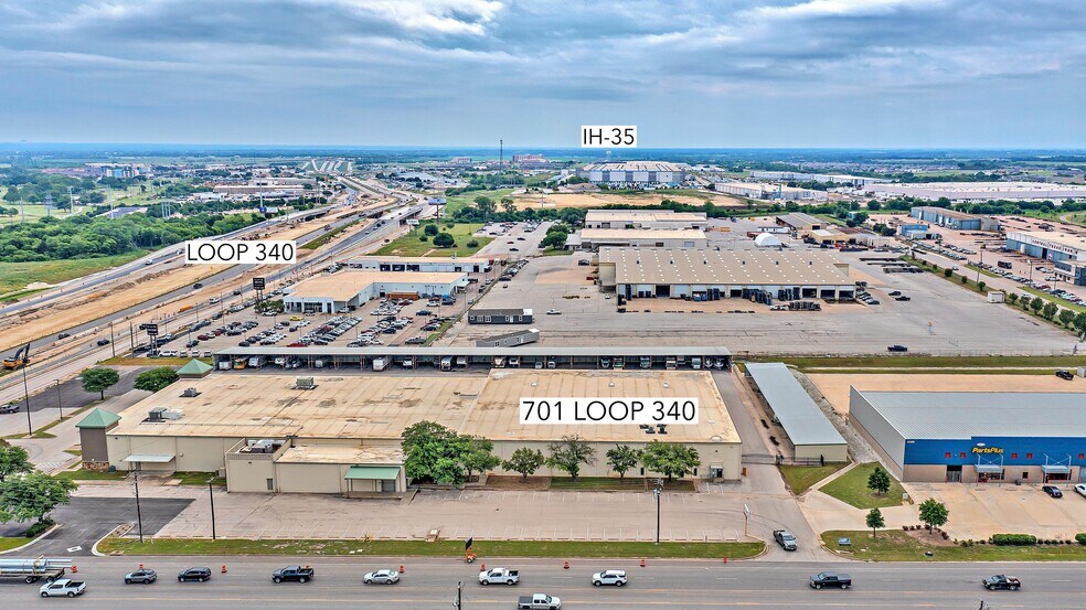More Photos Of 701 W Loop 340, Waco Self Storage For Lease