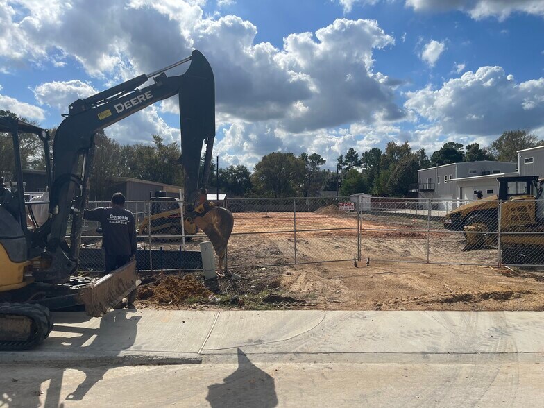 More Photos Of 32223 Tamina Rt, Magnolia Flex For Lease