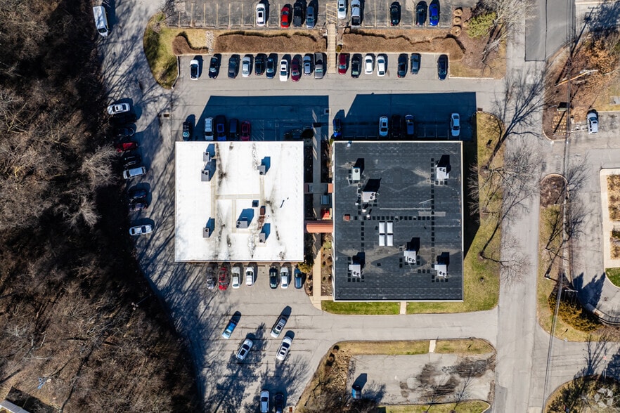 More Photos Of , Carnegie Unknown For Sale