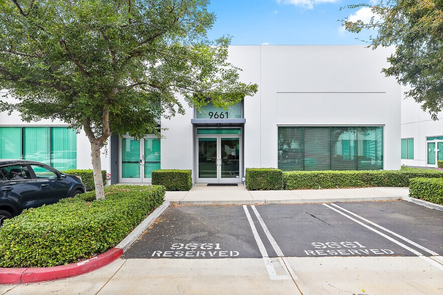 More Photos Of 9661 Irvine Center Dr, Irvine Loft Creative Space For Sale