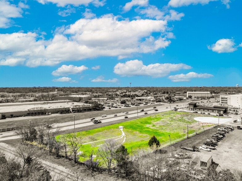 More Photos Of 551 E University Dr, McKinney Land For Sale
