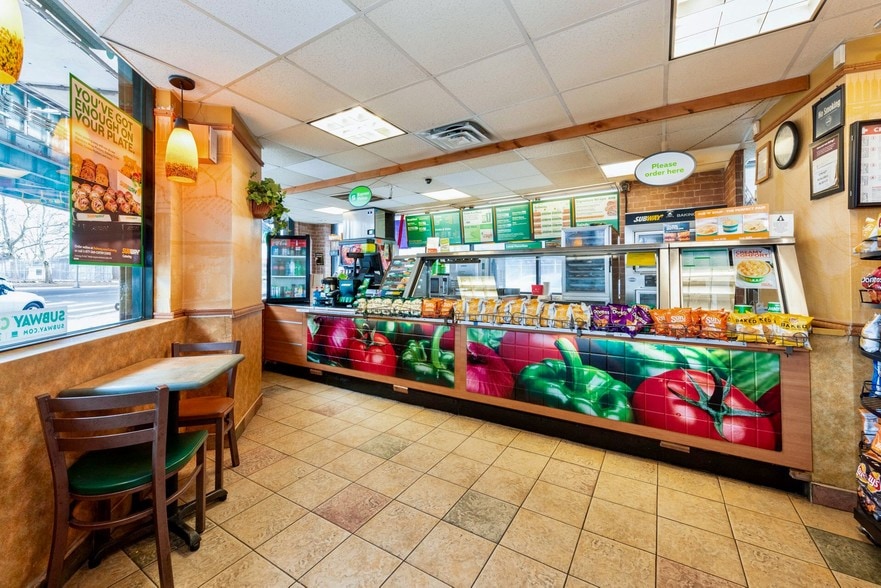 Primary Photo Of 2863-2873 Harway Ave, Brooklyn General Retail For Lease
