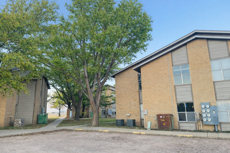 More Photos Of 2201 SW 15th Ave, Perryton Apartments For Sale