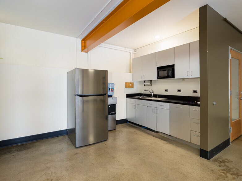 More Photos Of 139 Nevada St, El Segundo Loft Creative Space For Lease