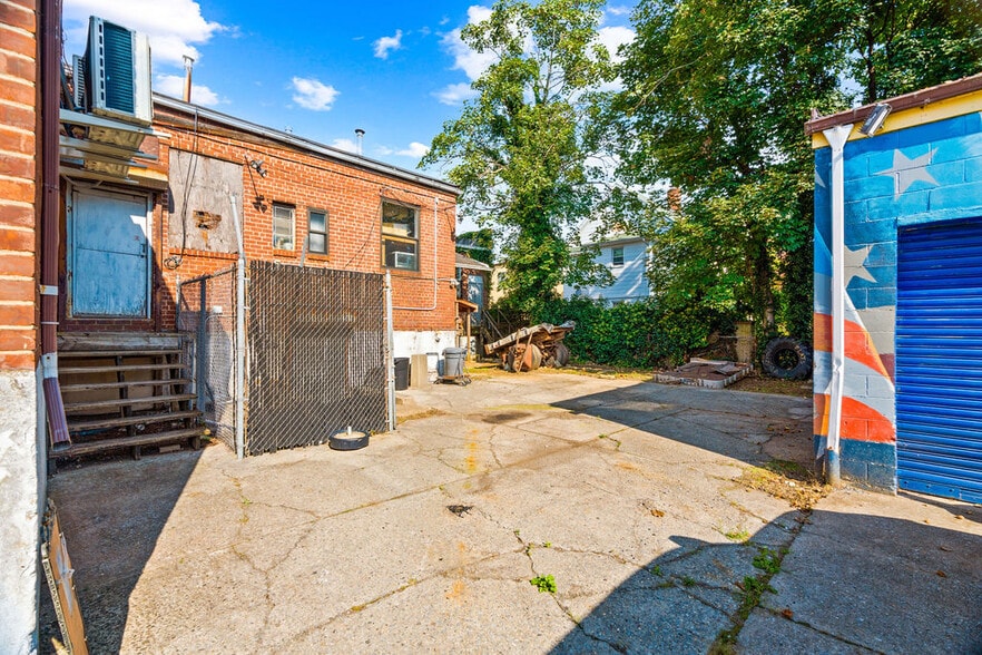 More Photos Of 1572-1584 Richmond Rd, Staten Island Storefront For Sale