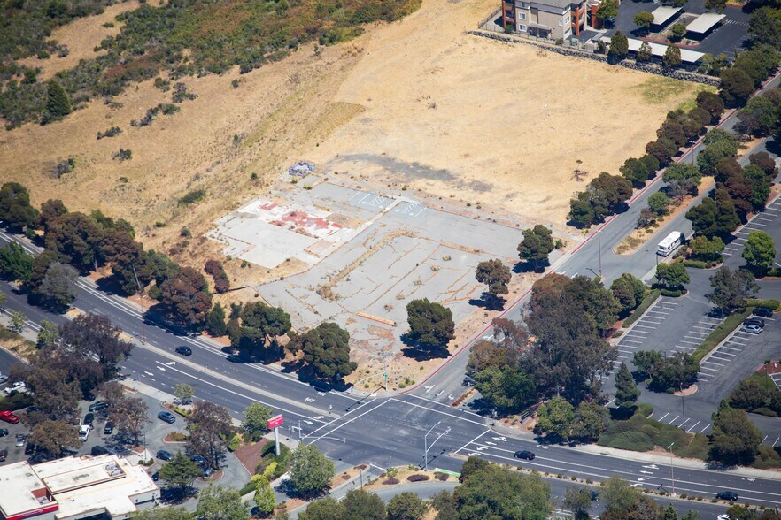 More Photos Of 3101 Garrity Way, Richmond Land For Lease