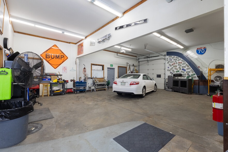 More Photos Of 7007 W Colfax Ave, Denver Freestanding For Sale