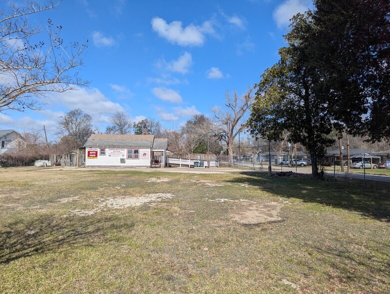 More Photos Of 5710 Concord Rd, Beaumont Auto Dealership For Sale