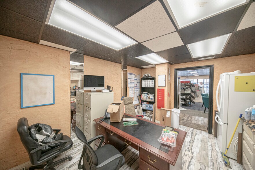 More Photos Of 3300 W Wall St, Midland Freestanding For Sale