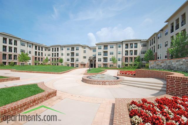 More Photos Of Mooreview Pky @ Loudoun County Pky, Ashburn Unknown For Lease