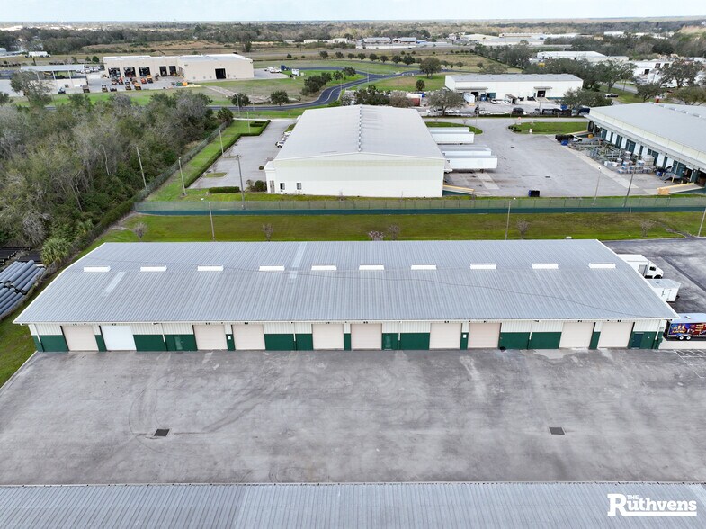 More Photos Of 3525 Reynolds Rd, Lakeland Warehouse For Lease