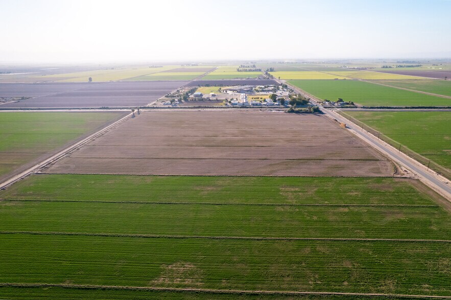 More Photos Of 697 W McCabe Rd, El Centro Land For Sale