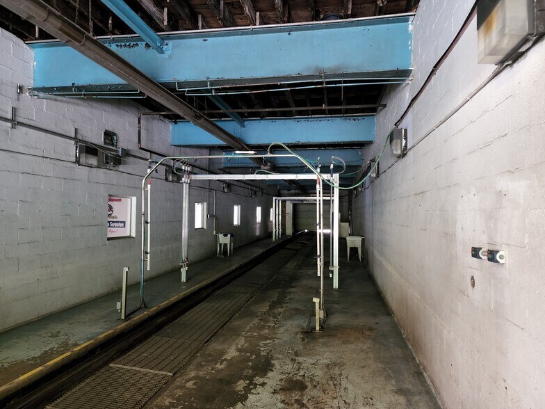 More Photos Of 1100 Fulton St, Scranton Service For Sale