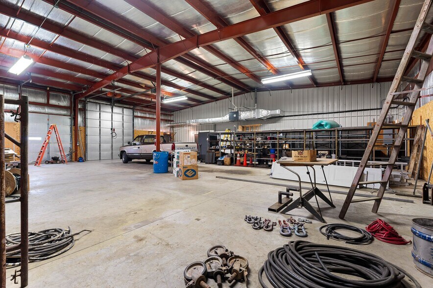 More Photos Of 1373 Kimberly Dr, Neenah Flex For Sale